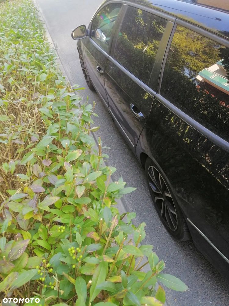 Volkswagen Passat - 2