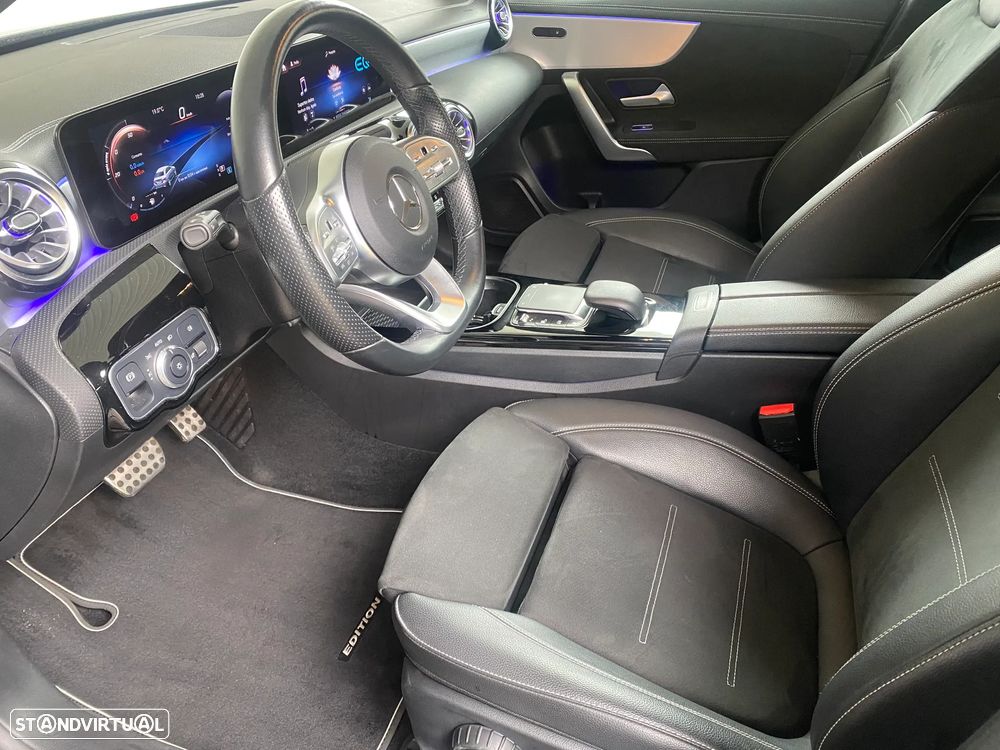 Mercedes-Benz A 250 Limousine e AMG Line - 11