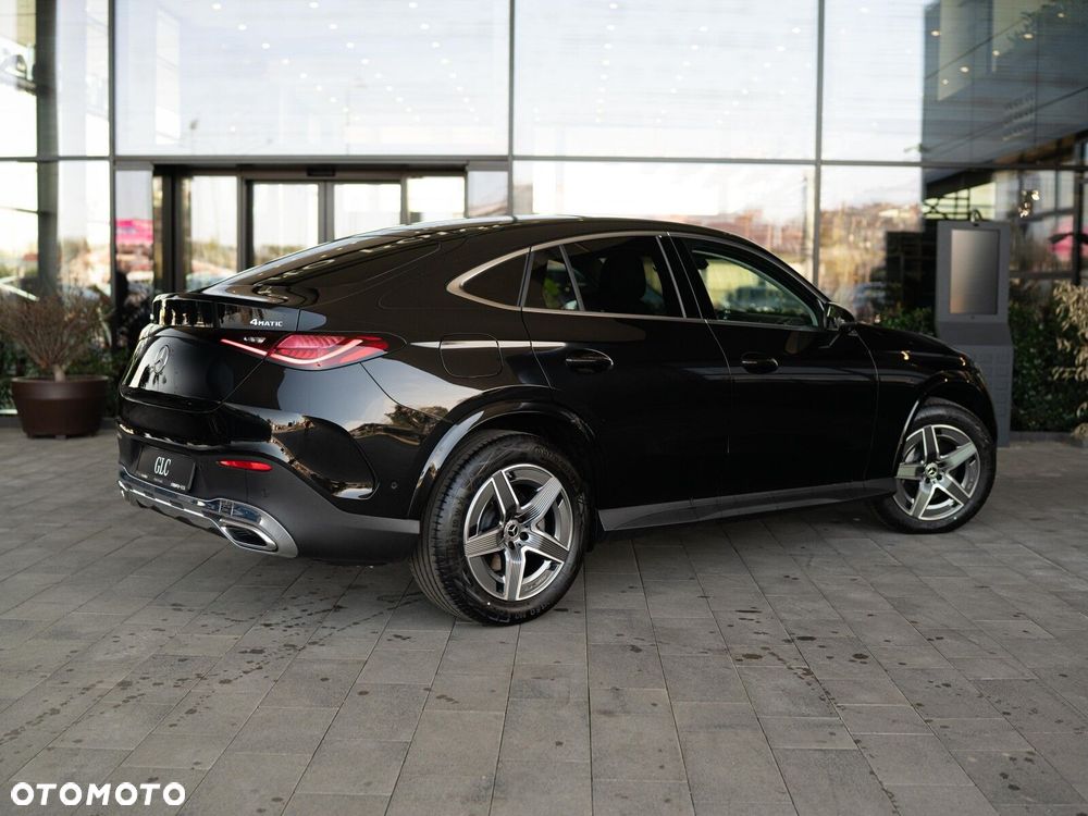 Mercedes-Benz GLC - 4