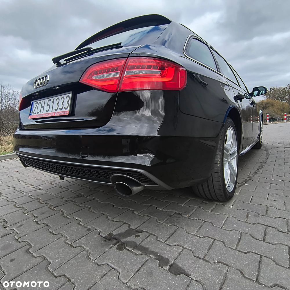 Audi A4 Avant 1.8 TFSI S line Sportpaket - 4