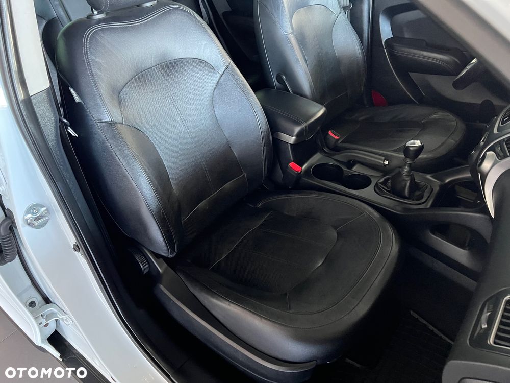Hyundai ix35 - 32