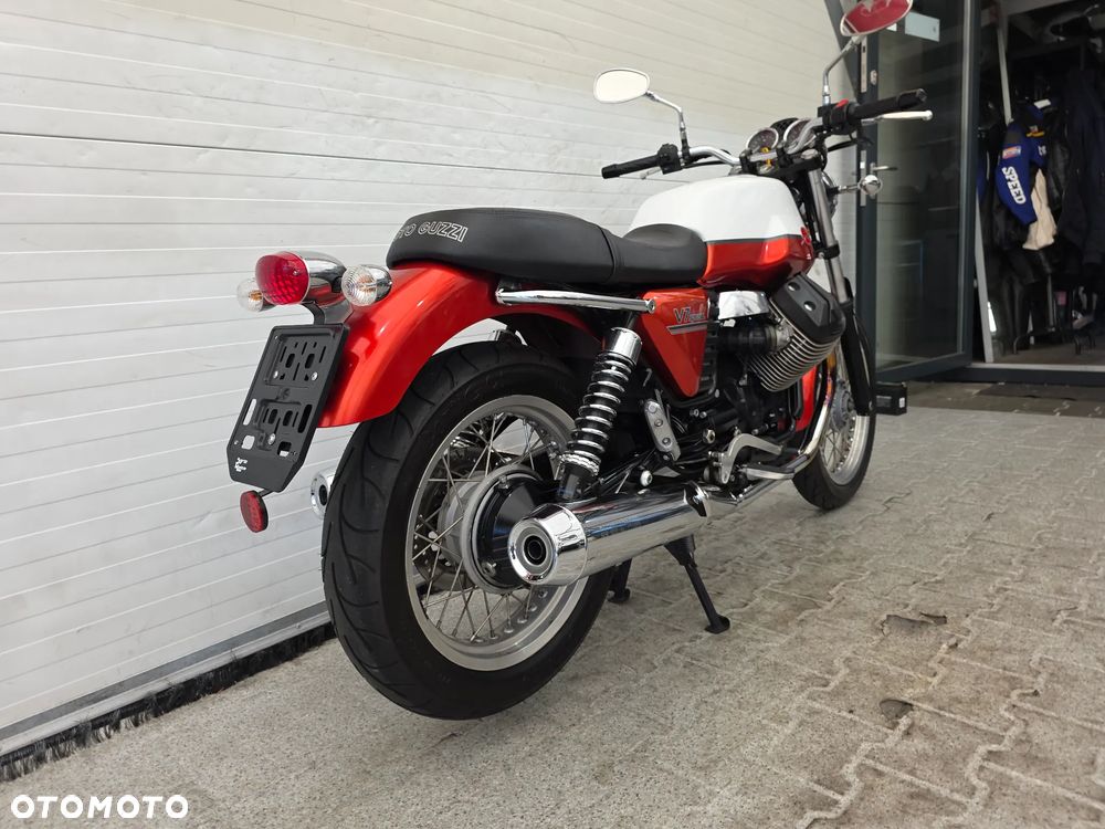 Moto Guzzi V7 - 21