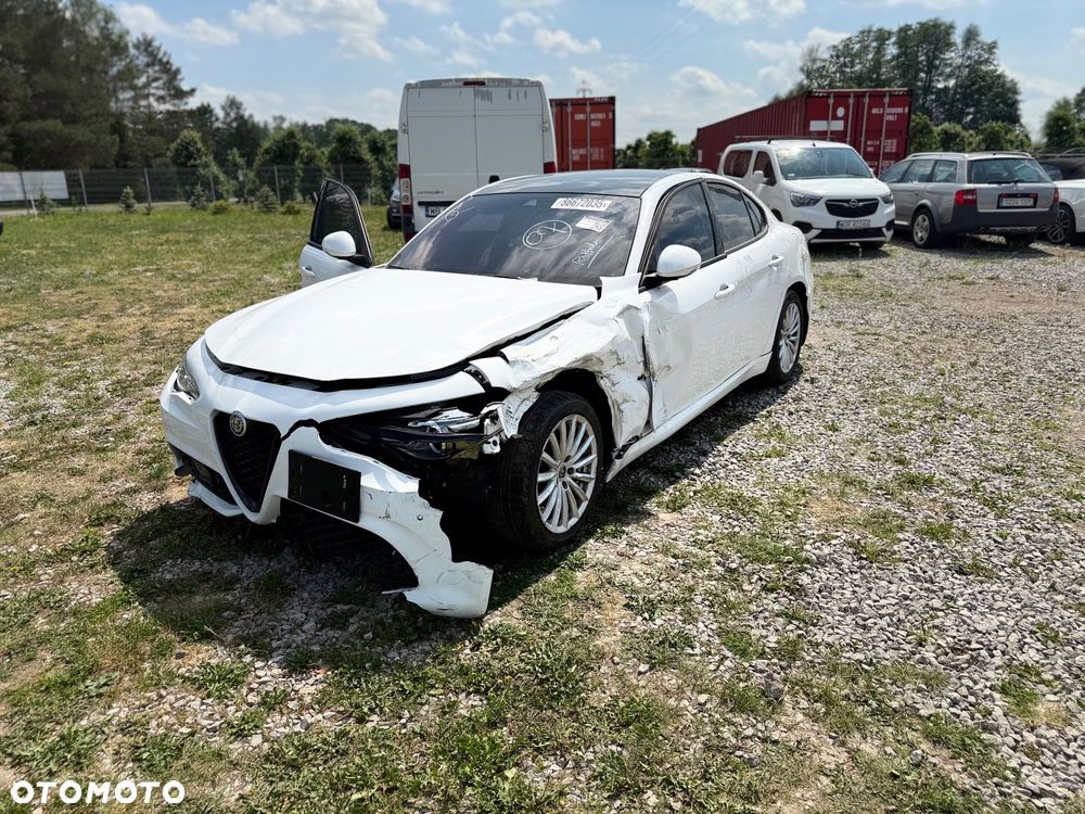 Alfa Romeo Giulia 2.0 Turbo Veloce - 9