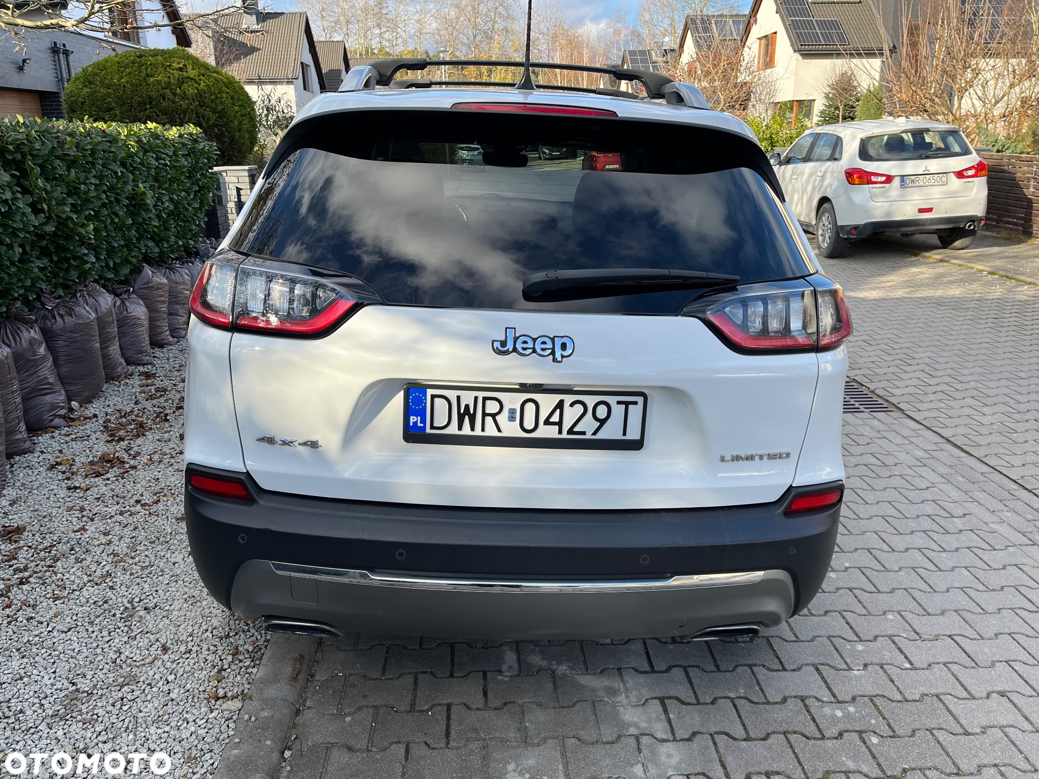 Jeep Cherokee - 6