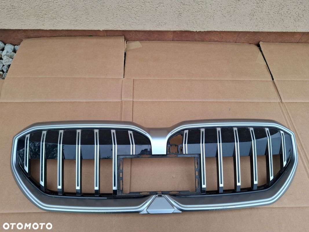 GRILL ATRAPA BMW I5 G60 G61 G68 ORYGINAŁ - 1