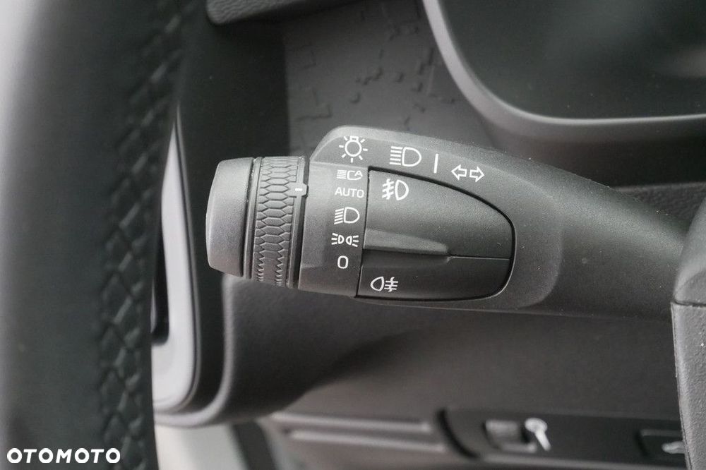 Volvo XC 40 - 24