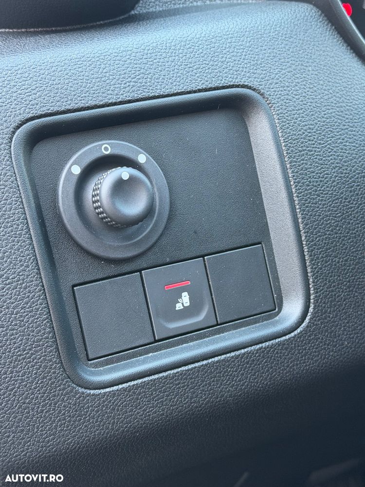 Dacia Duster Blue dCi 115 Comfort - 12