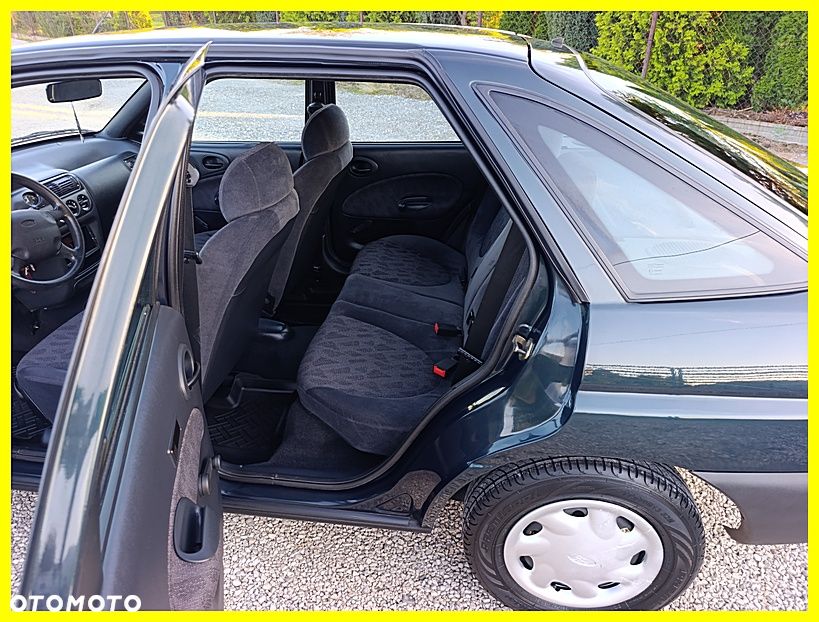 Ford Escort 1.3 CL - 8