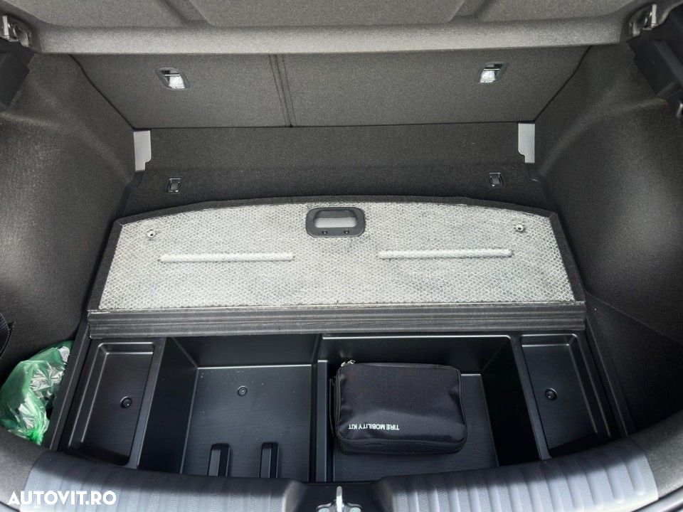 Kia XCeed - 28