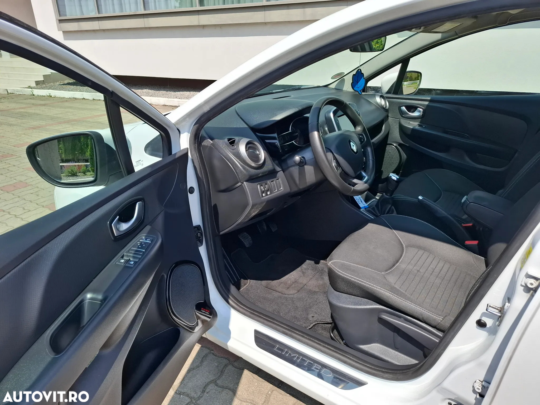 Renault Clio Estate 1.2 Life - 5