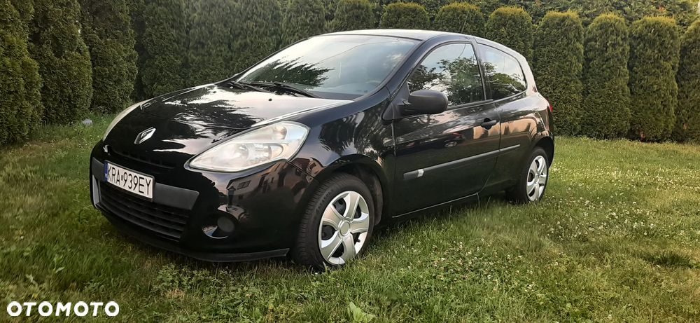Renault Clio - 17