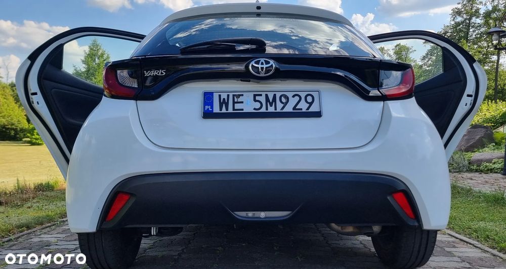Toyota Yaris - 12