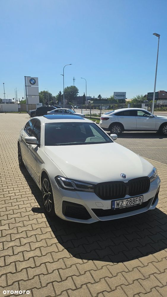 BMW Seria 5 540d xDrive mHEV M Sport sport - 11