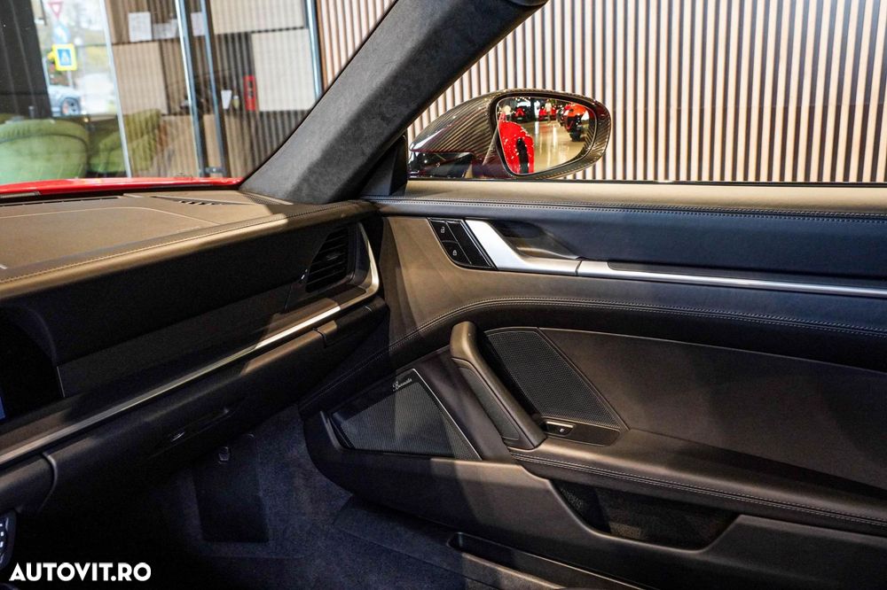 Porsche 911-TURBO-S PDK - 15