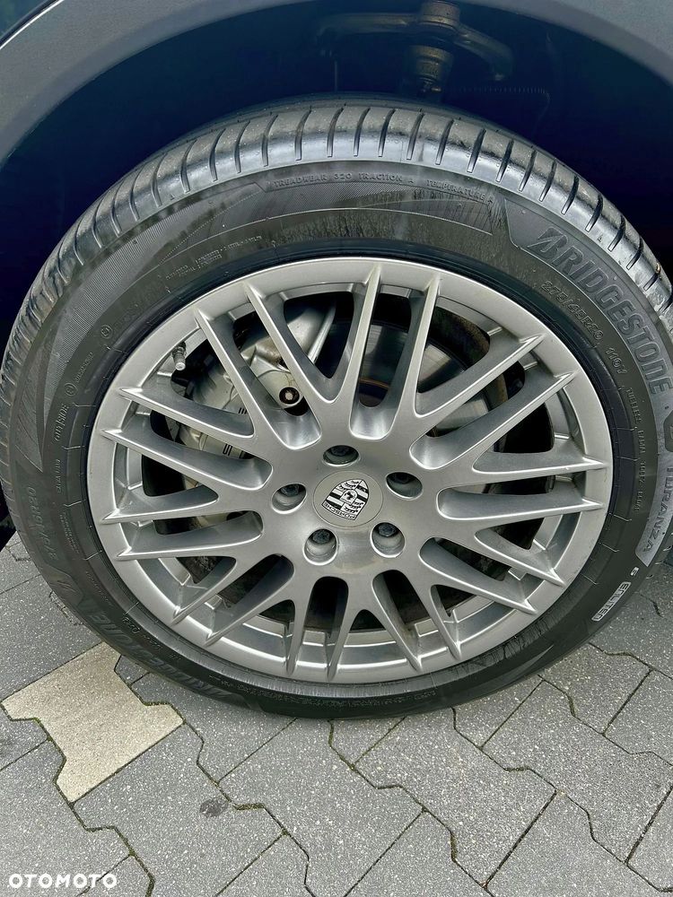 Porsche Cayenne S - 18