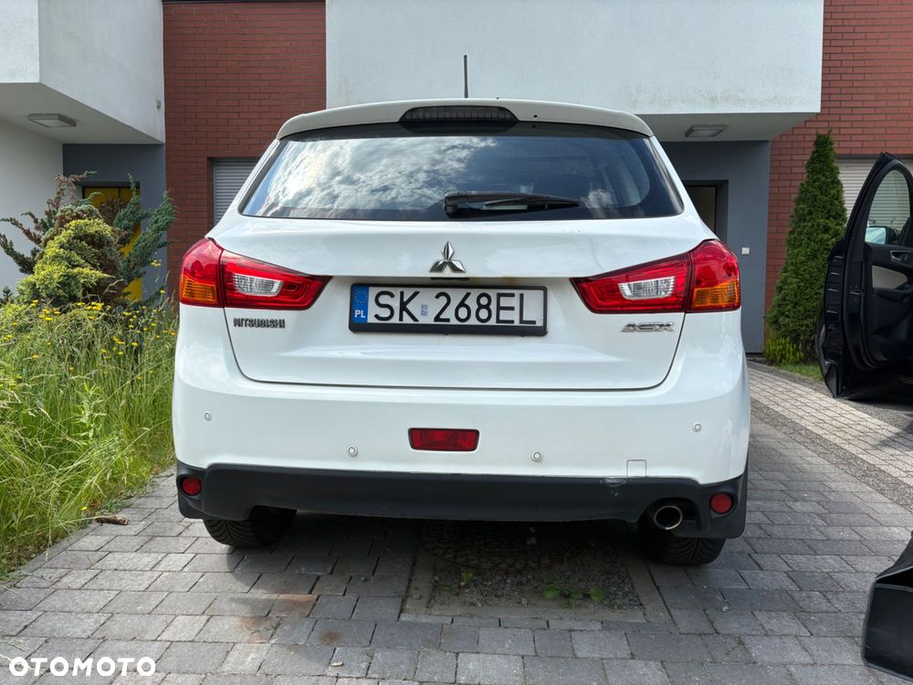 Mitsubishi ASX - 8