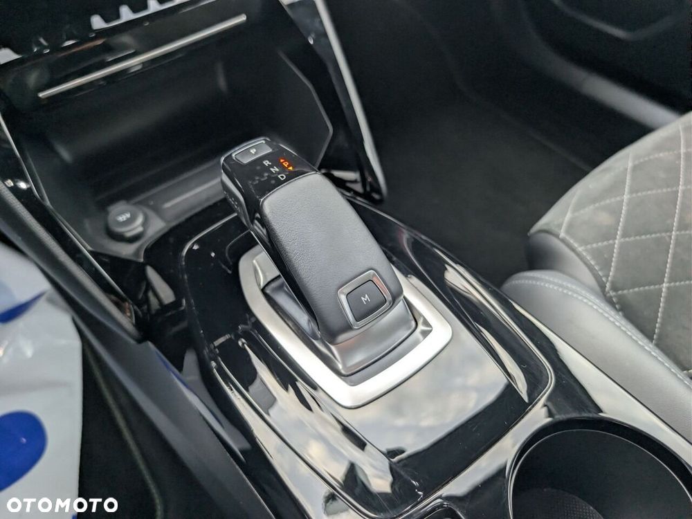 Peugeot 2008 1.2 PureTech GT S&S EAT8 - 13