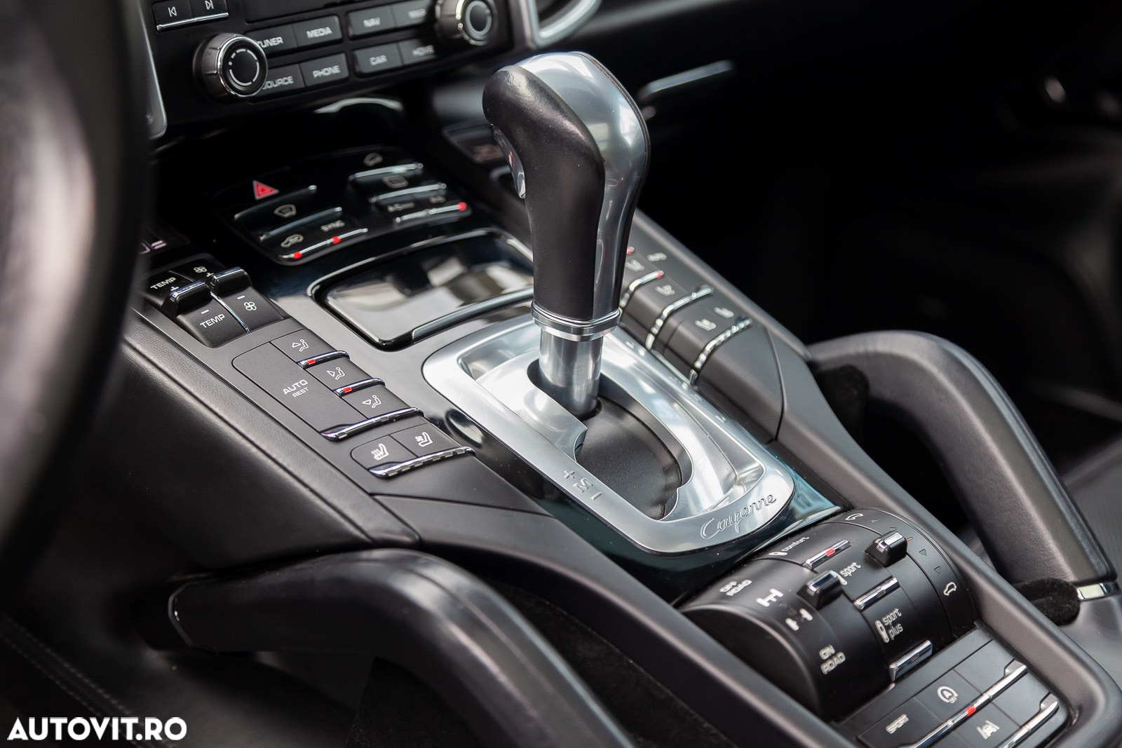 Porsche Cayenne Diesel Platinum Edition - 28