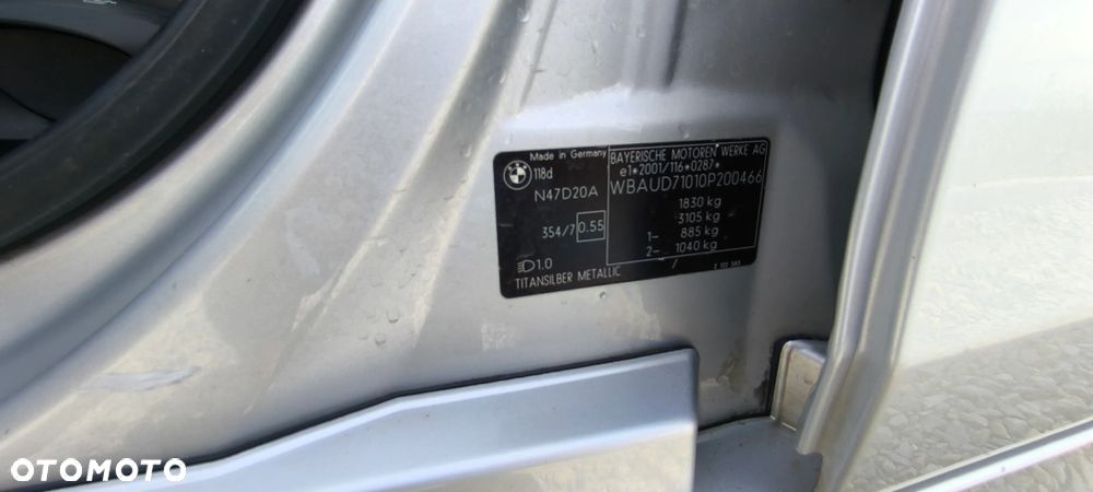 BMW Seria 1 118d - 23
