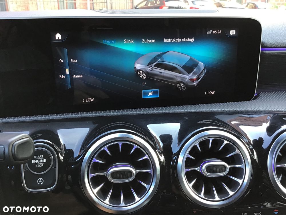Mercedes-Benz Klasa A 220 4Matic 7G-DCT Progressive - 24