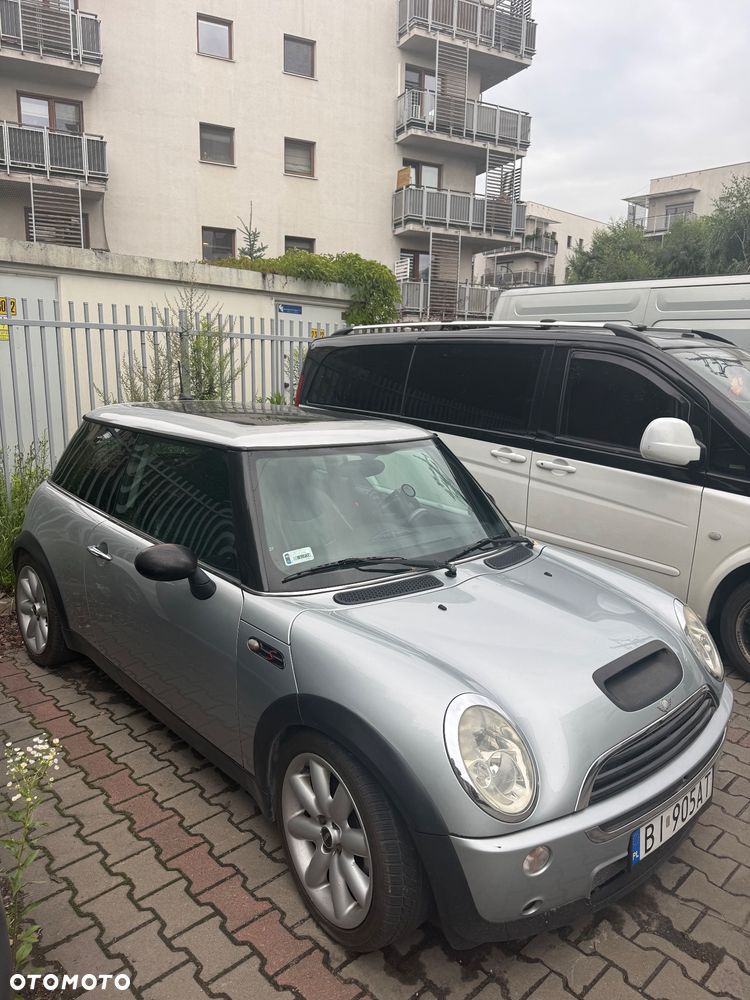 MINI Cooper Standard - 2