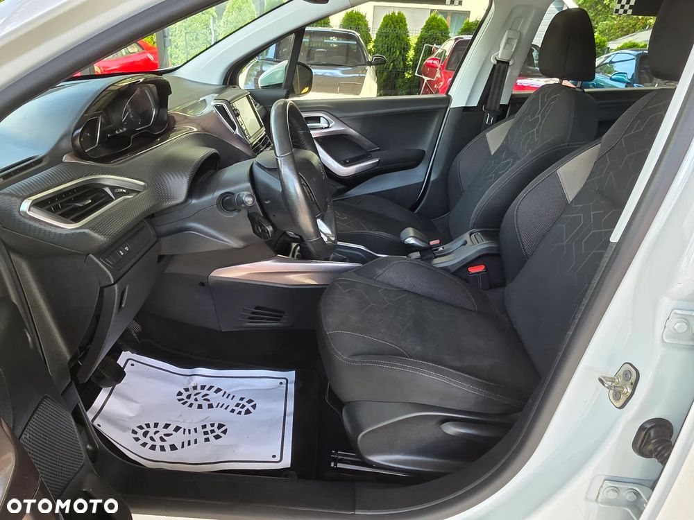 Peugeot 2008 - 29