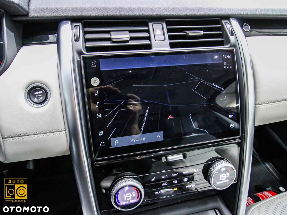 Land Rover Discovery ver-v-3-0-d250-mhev-r--dynamic-hse - 23