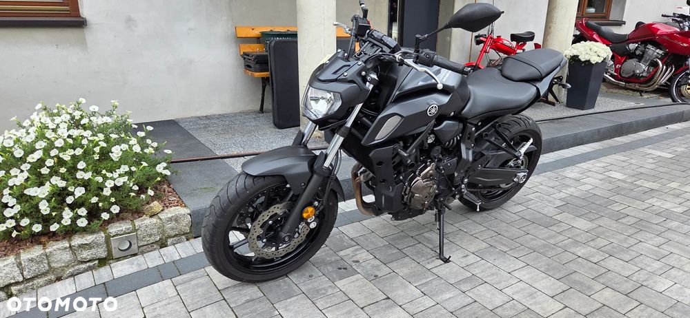 Yamaha MT - 7