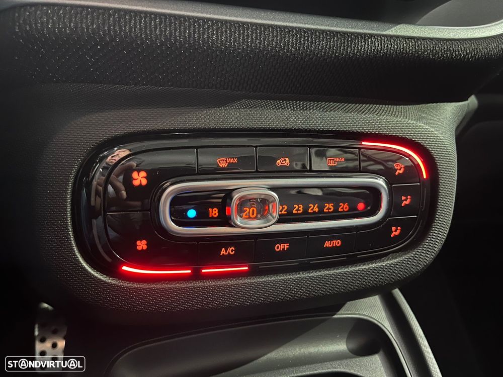 Smart ForTwo Coupé 0.9 Edition 1 90 Aut. - 23