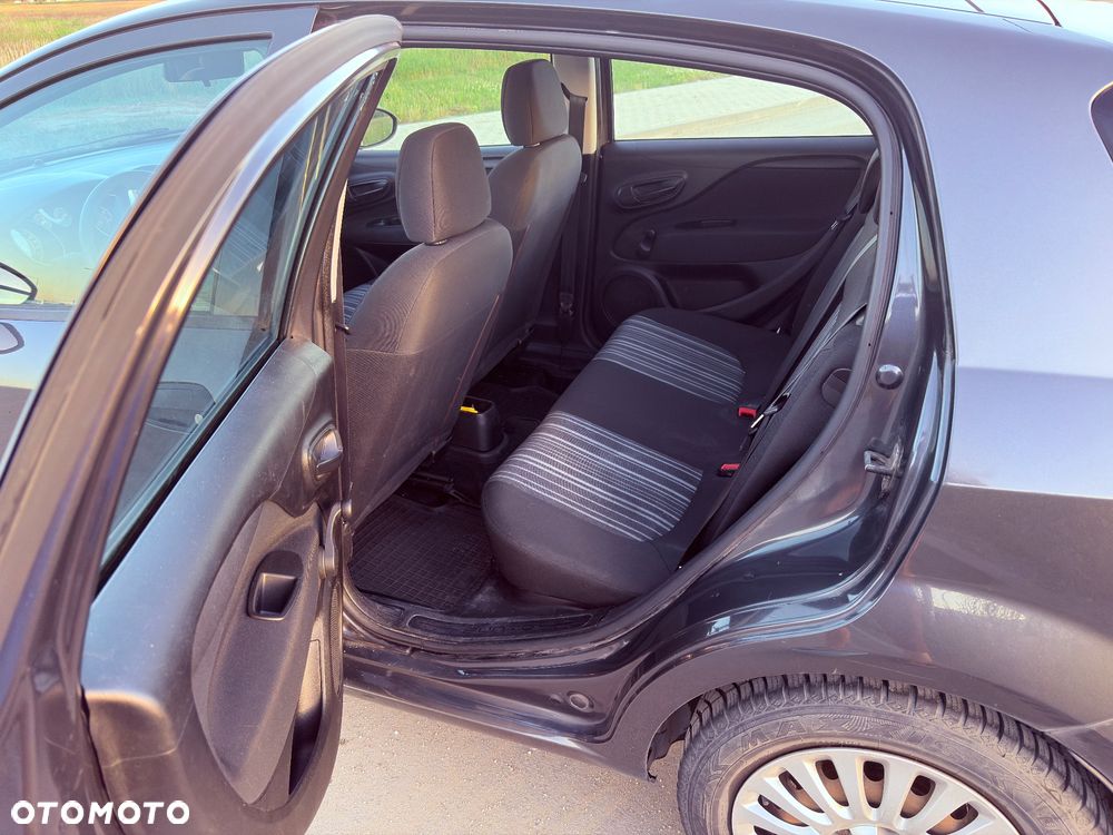 Fiat Punto - 10