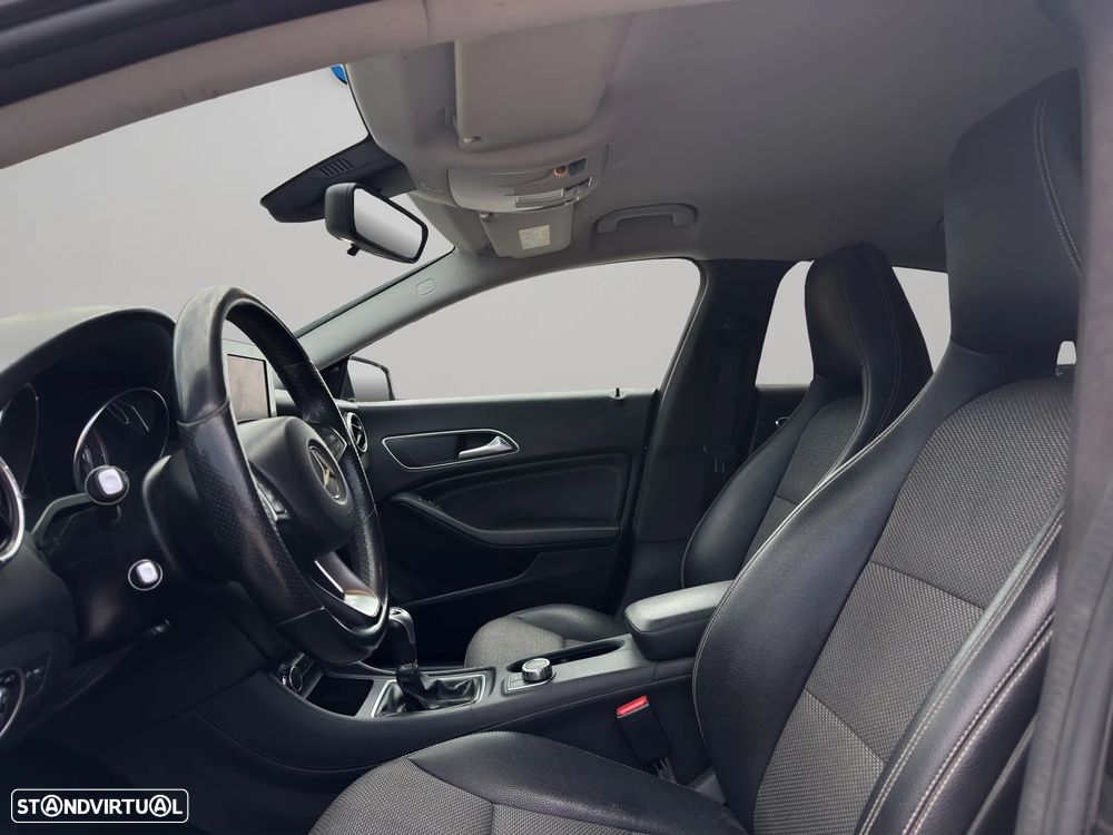 Mercedes-Benz CLA 180 d Shooting Brake Fleet Pack Plus - 9