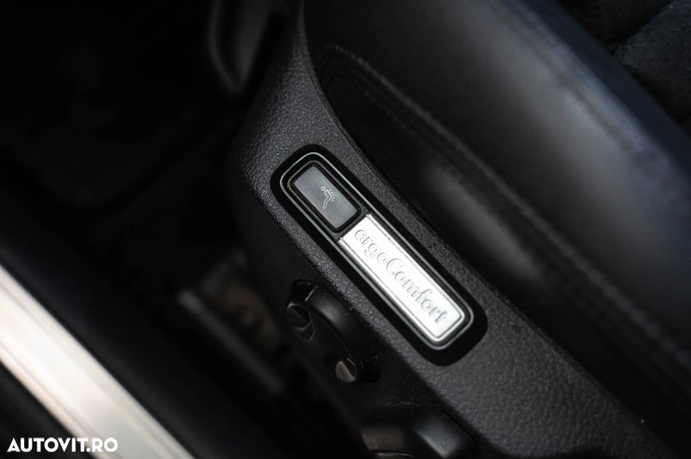 Volkswagen Passat 2.0 TDI SCR DSG (BlueM Tech) Comfortline - 28
