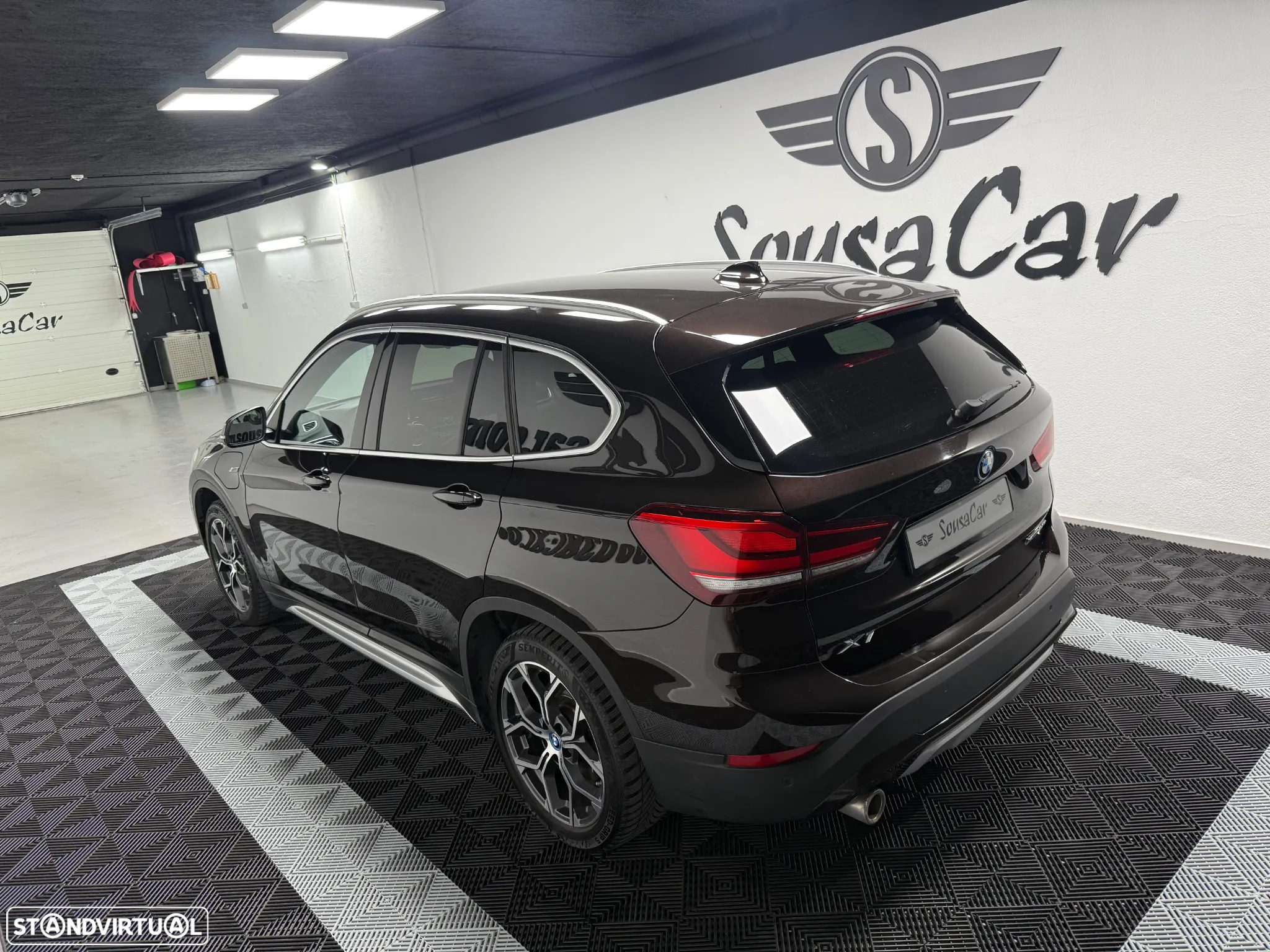 BMW X1 25 e xDrive Line Sport - 2