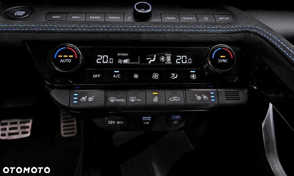 Hyundai Avante - 32