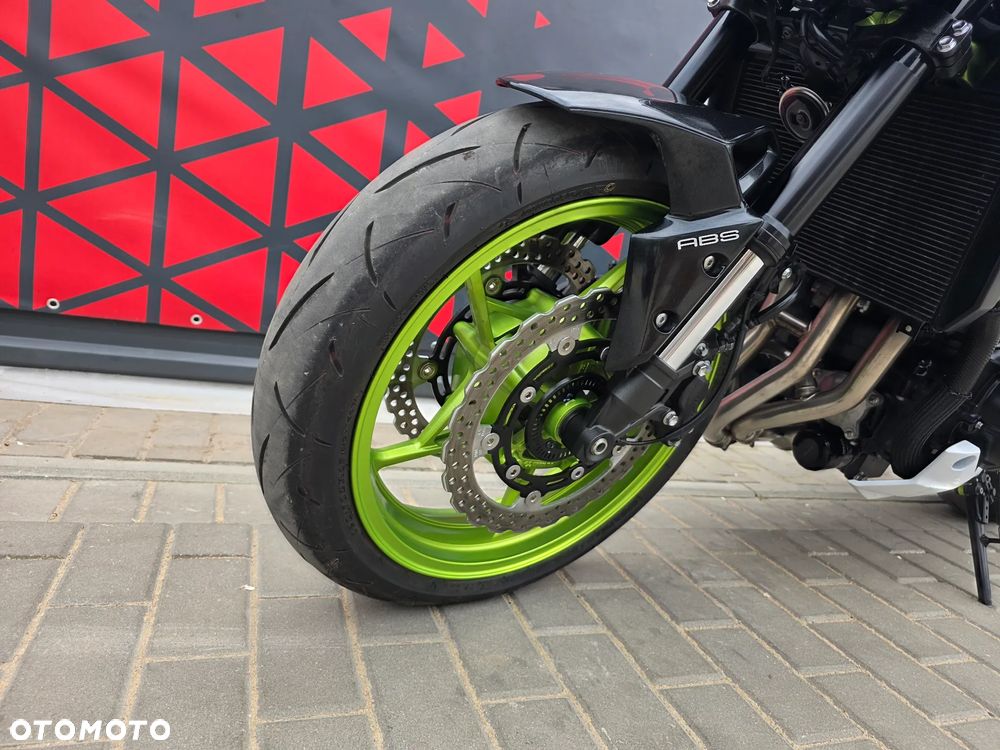 Kawasaki Z 900 - 13