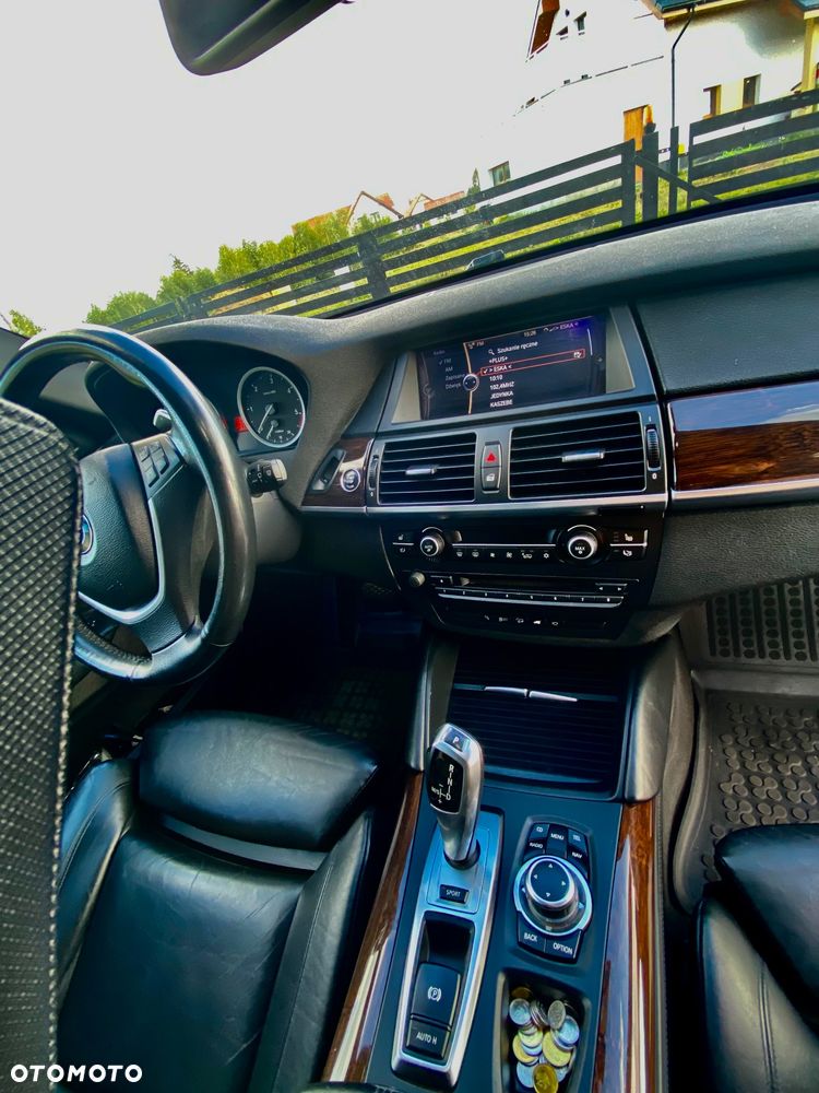 BMW X6 xDrive40d - 12