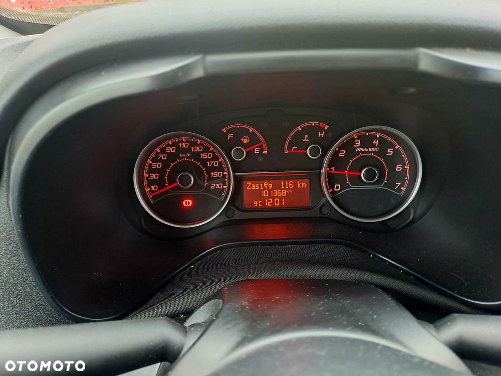 Fiat Doblo - 17