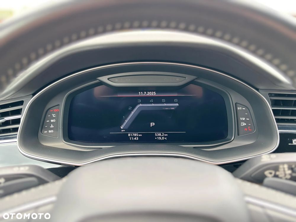 Audi SQ8 - 25