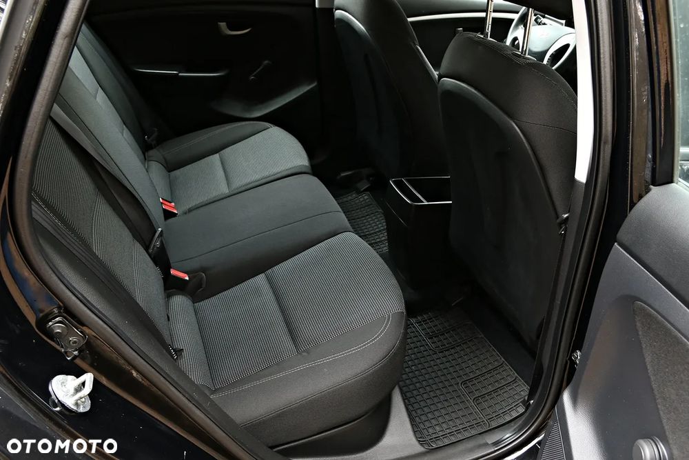 Hyundai i30 1.4 CRDi Advantage - 32