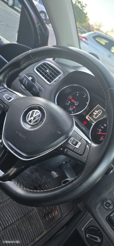 VW Polo 1.4 TDi Lounge - 10