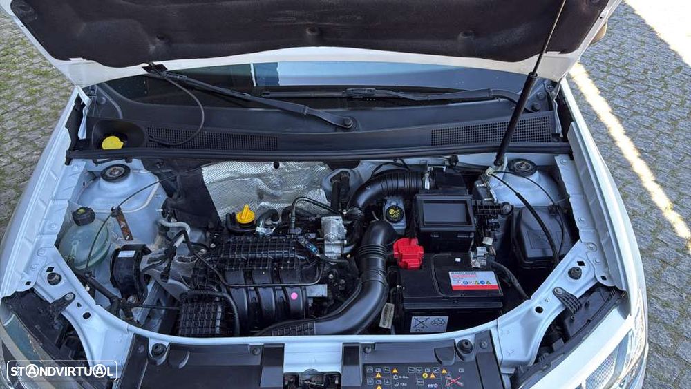 Dacia Sandero SCe 75 Essential - 11