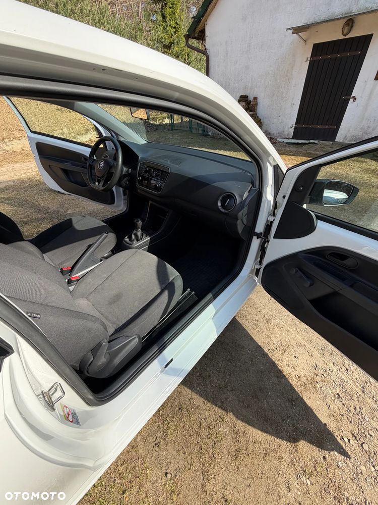 Volkswagen up! 1.0 Take - 10