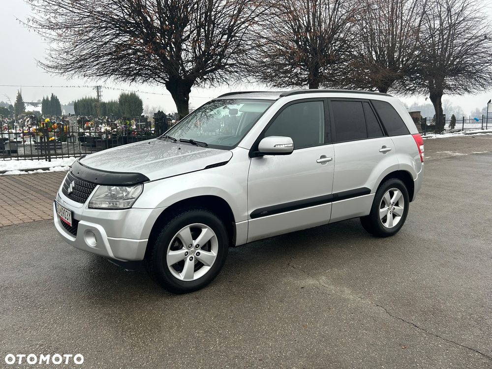 Suzuki Grand Vitara 2.0 - 15