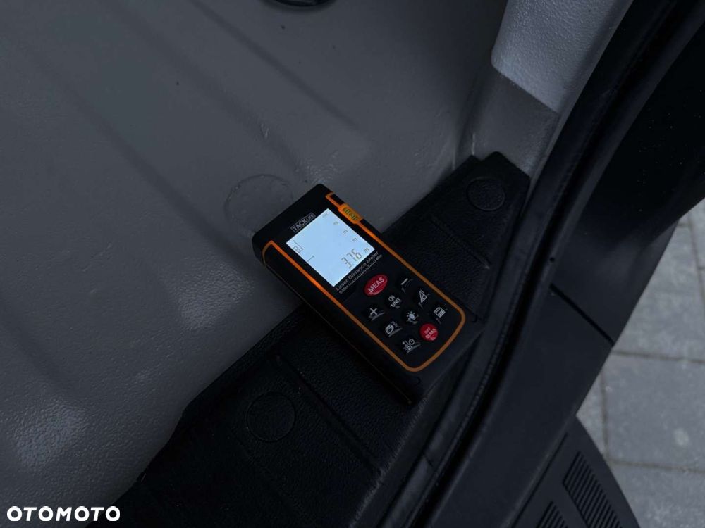 Hyundai H350 - 27