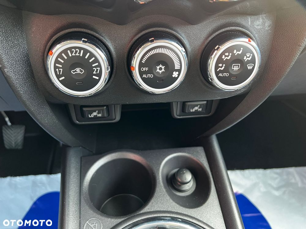 Mitsubishi ASX 1.6 Intense Plus Navi Blue Edition - 24