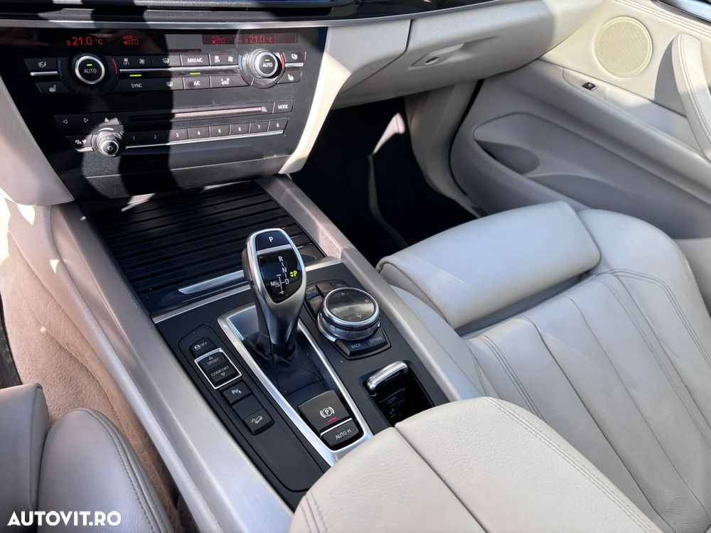 BMW X5 xDrive30d - 23