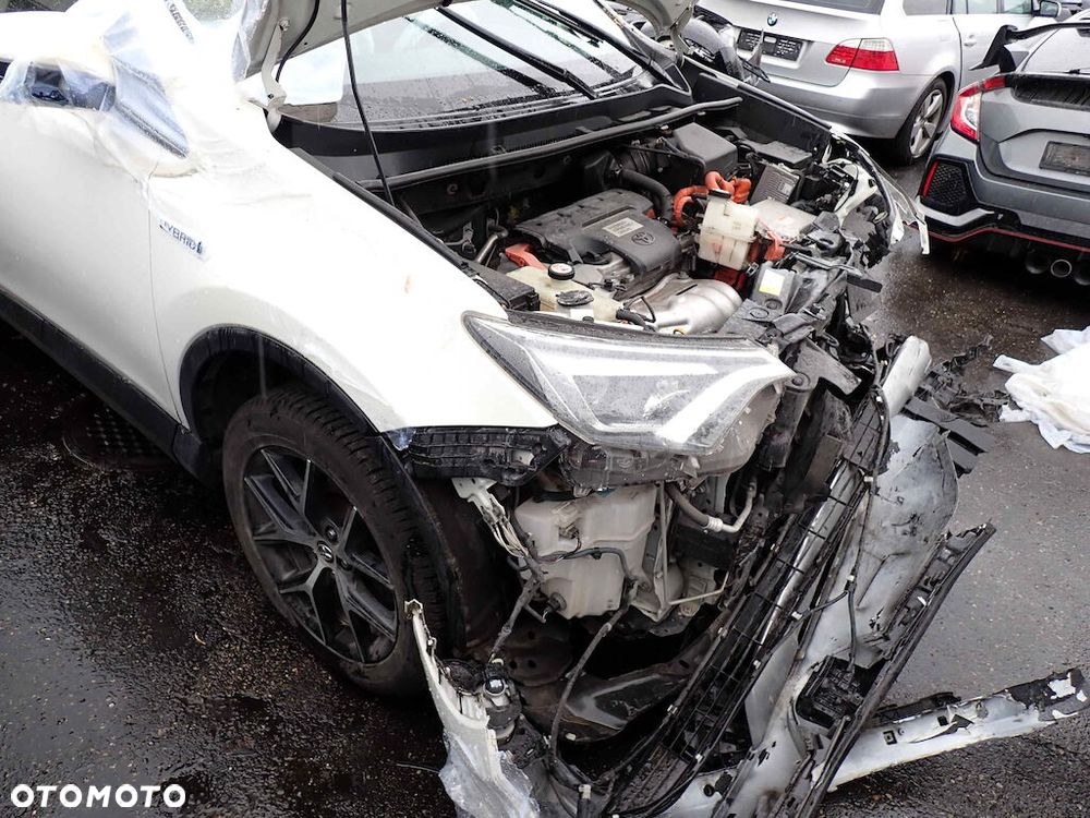 Toyota RAV4 Hybrid Style 4x4 - 8