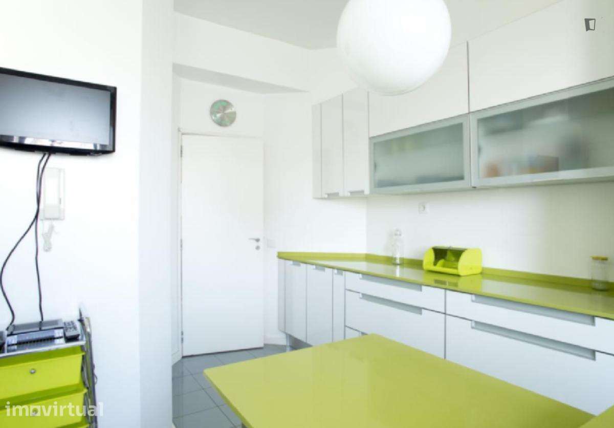 Quarto - localizado em Alvalade Lisbon - Grande imagem: 5/9
