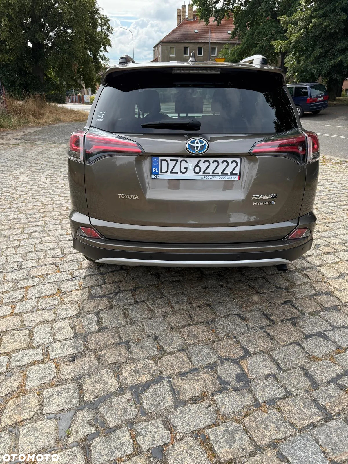 Toyota RAV4 2.5 XLE - 5