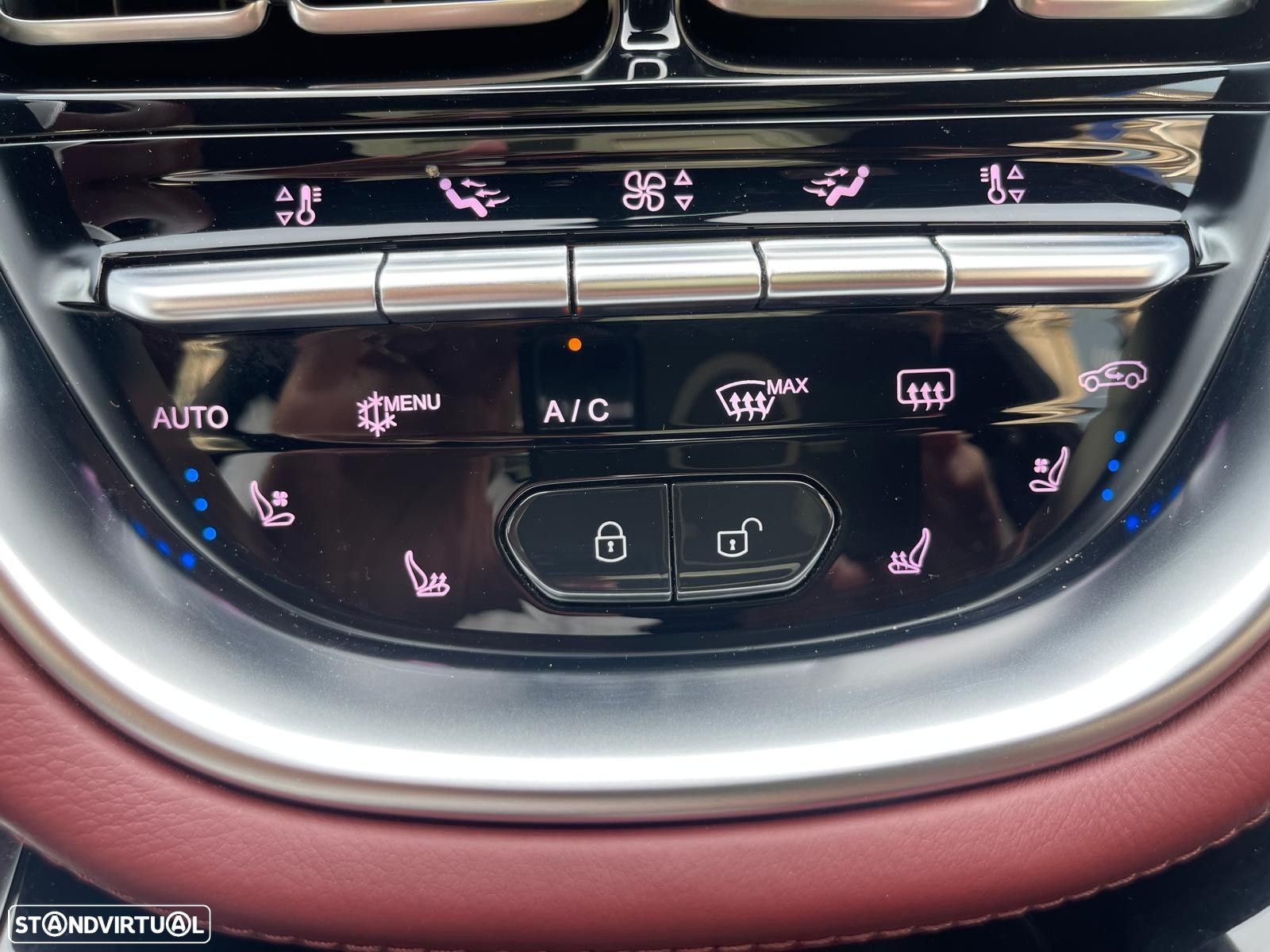 Aston Martin DBX Standard - 22
